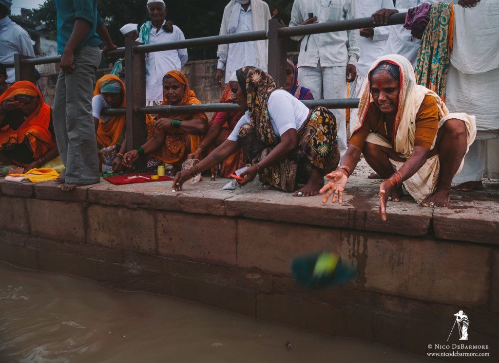 Offering to the Ganga